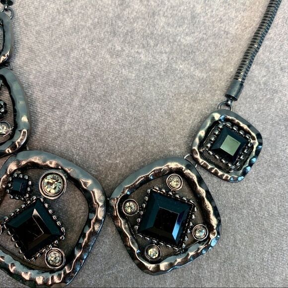 BLACK and dark silver square gem jewel rhinestone costume jewellery necklace - Picture 7 of 8